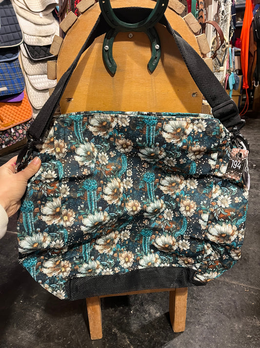 Multi purpose large tote/ boot bag