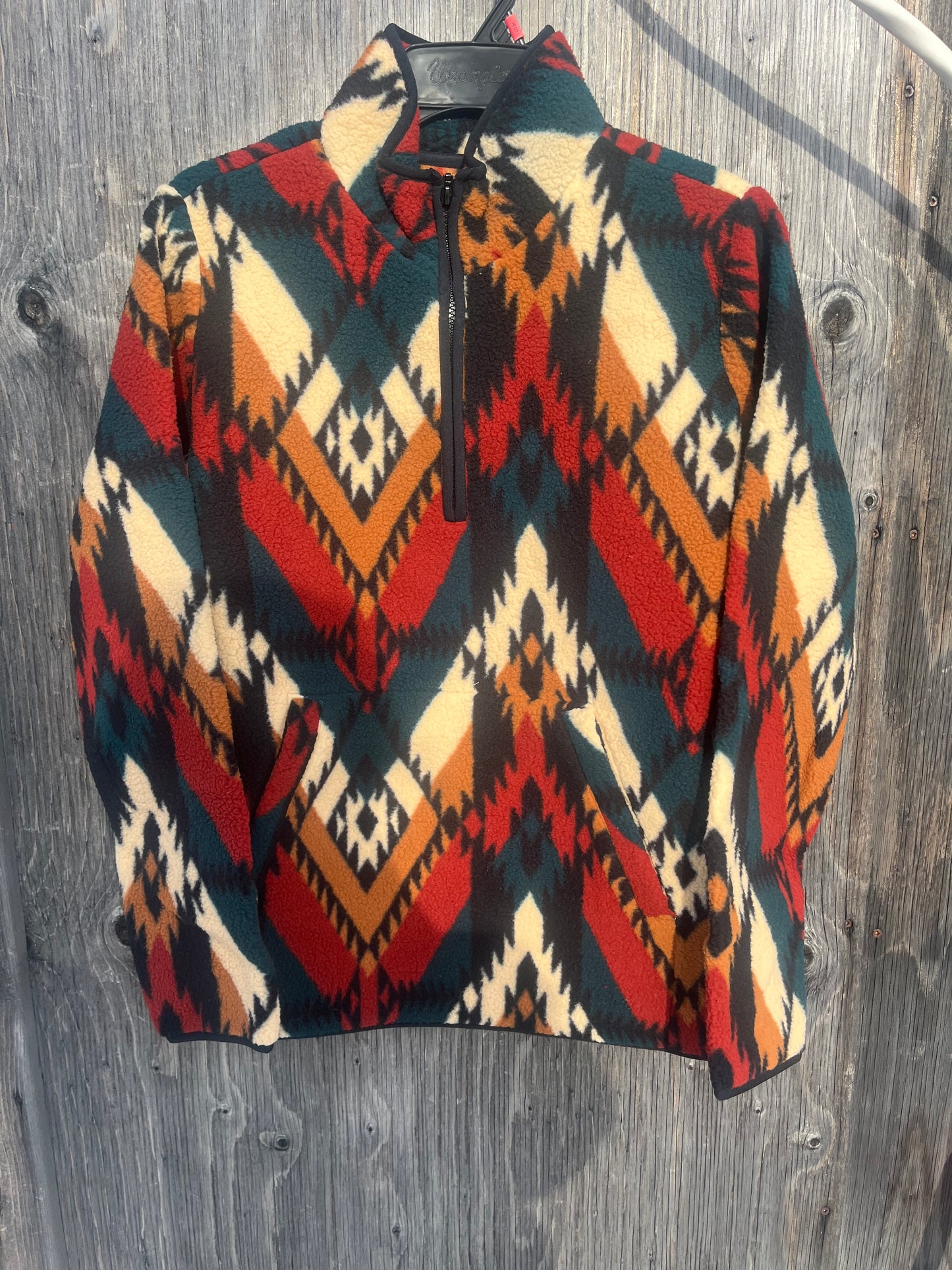 Wrangler women’s Sherpa 1/4 zip pullover