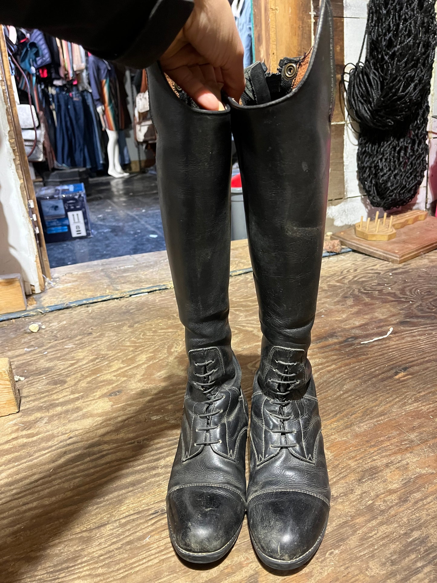 Mountain horse size 7 slim calf