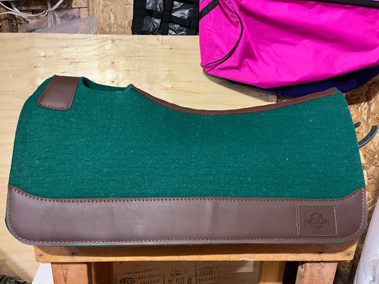 30x3/4” Hunter green wool pad
