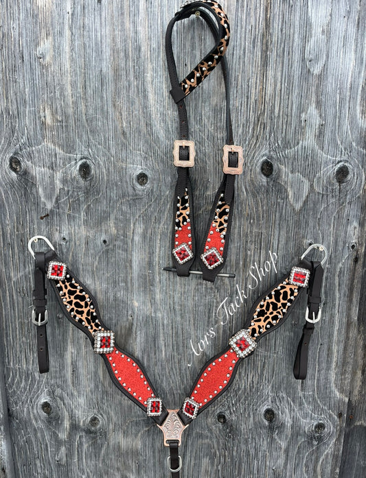 Red glitter leopard tack set