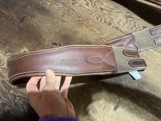 48” Antares leather hunter girth
