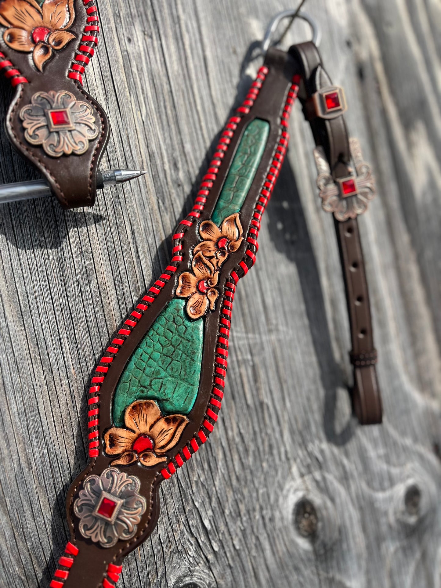 Red buck stitch flower tack set