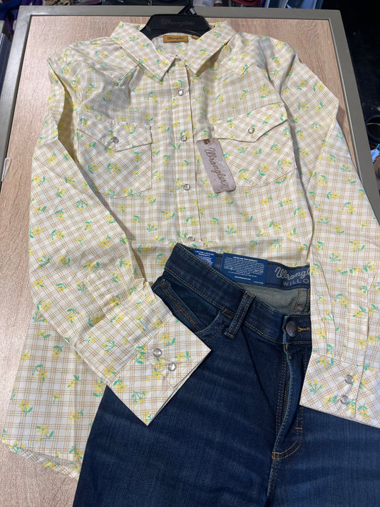 Wrangler flower print snap button up
