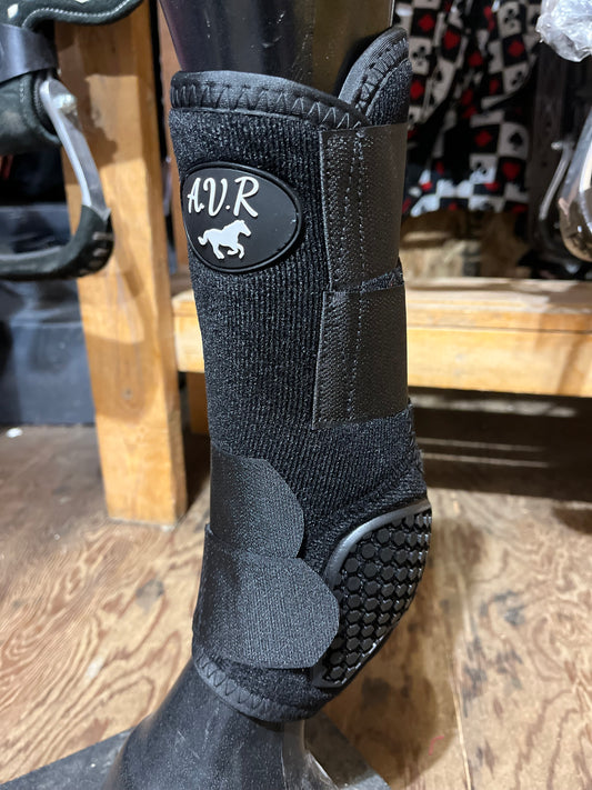 Black 4 pack sport boots rubber protective heel