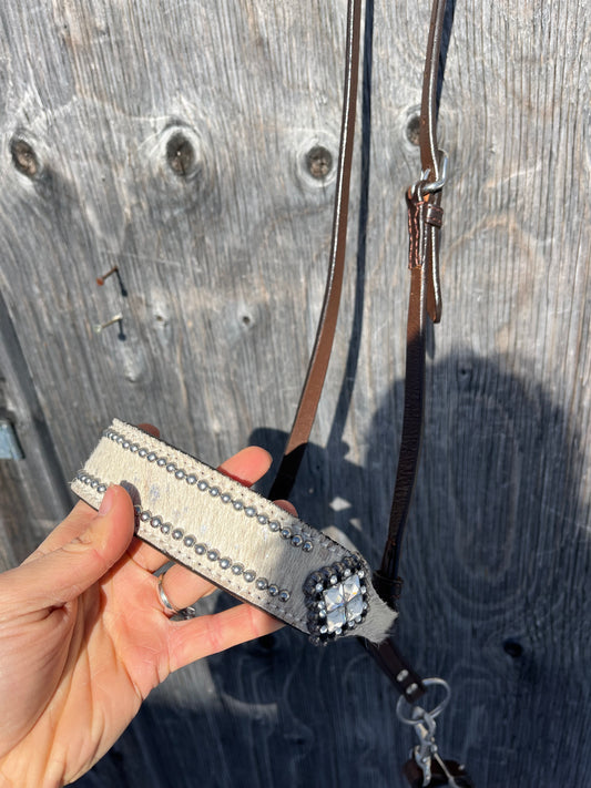 White noseband and tie down set