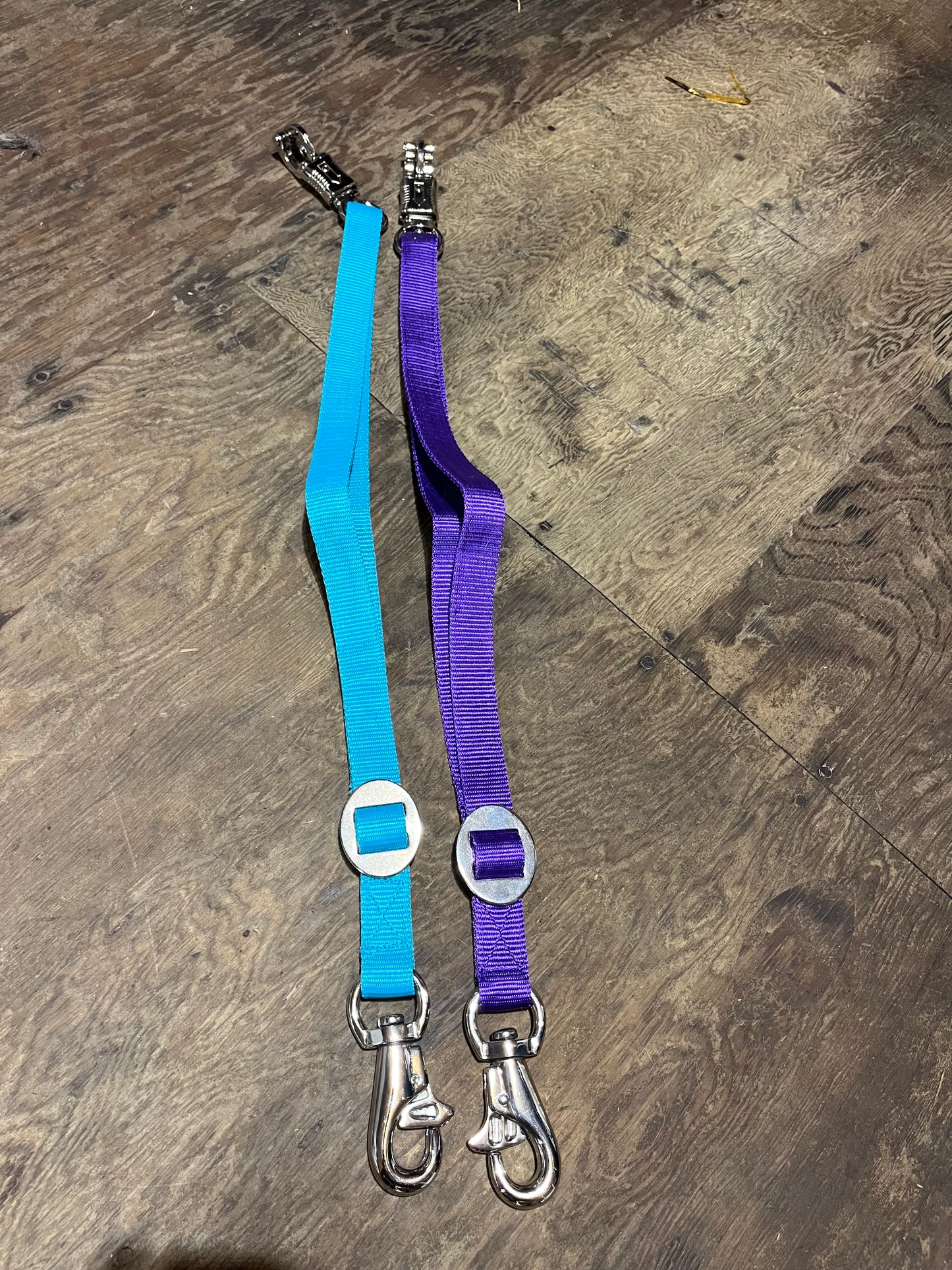Trailer tie