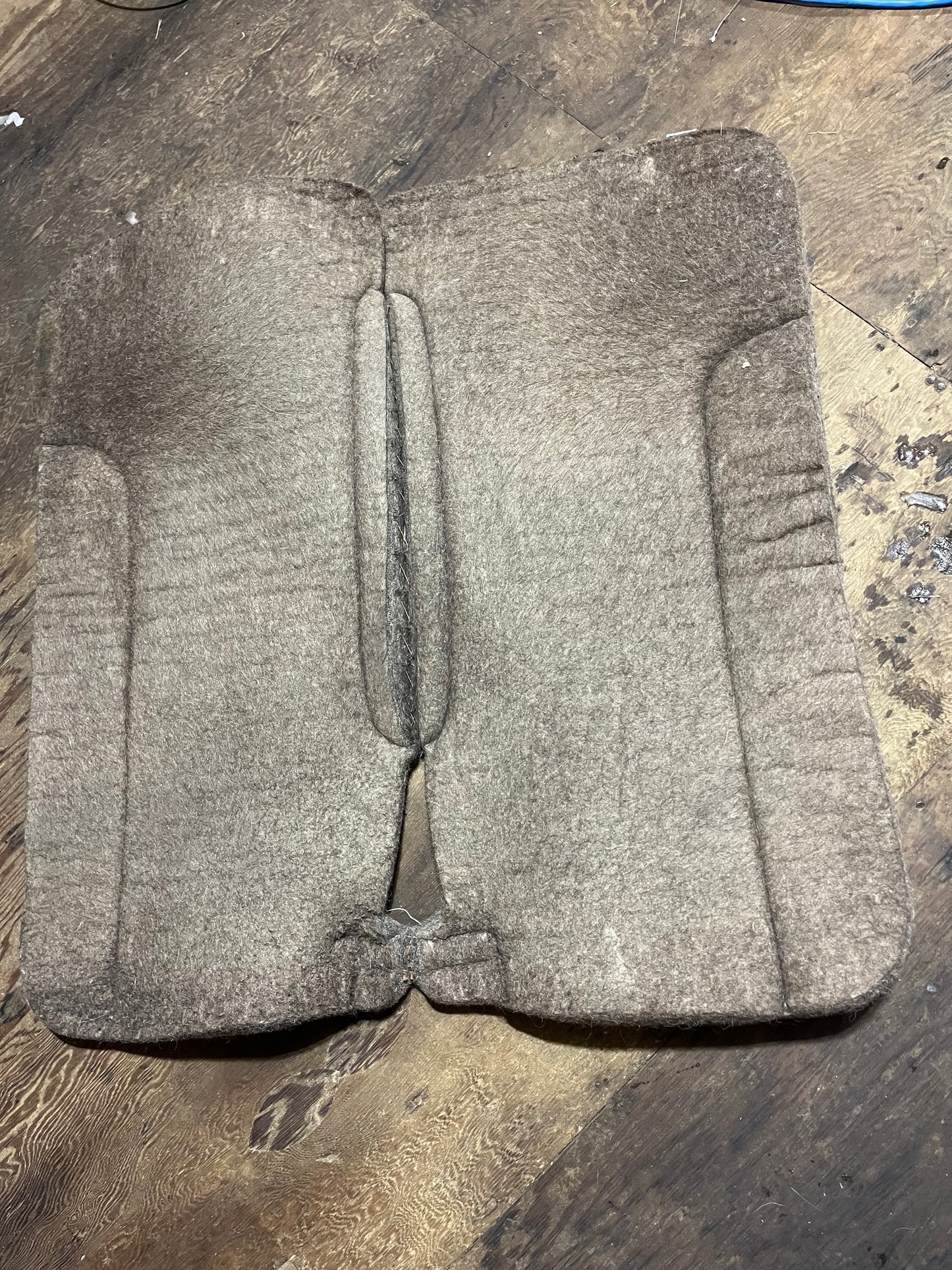 32 x 1.5 thick wool pad