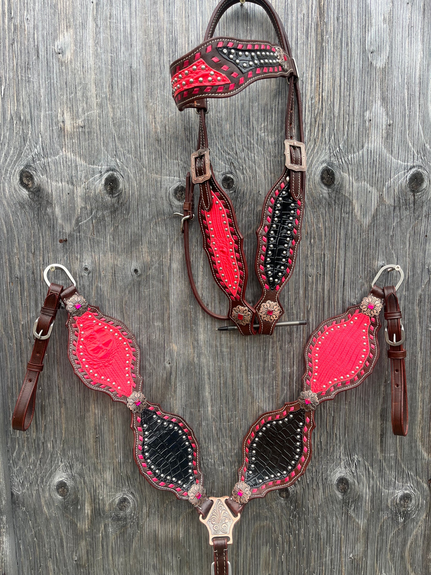 Black and pink browband tack set
