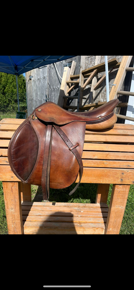 17.5” Thornhill close contact