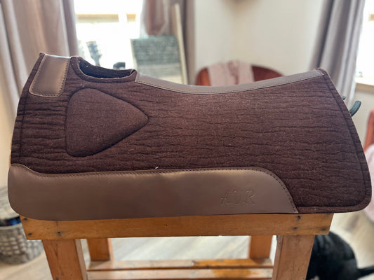 Chocolate 31 x1” correctional shoulder build up pad