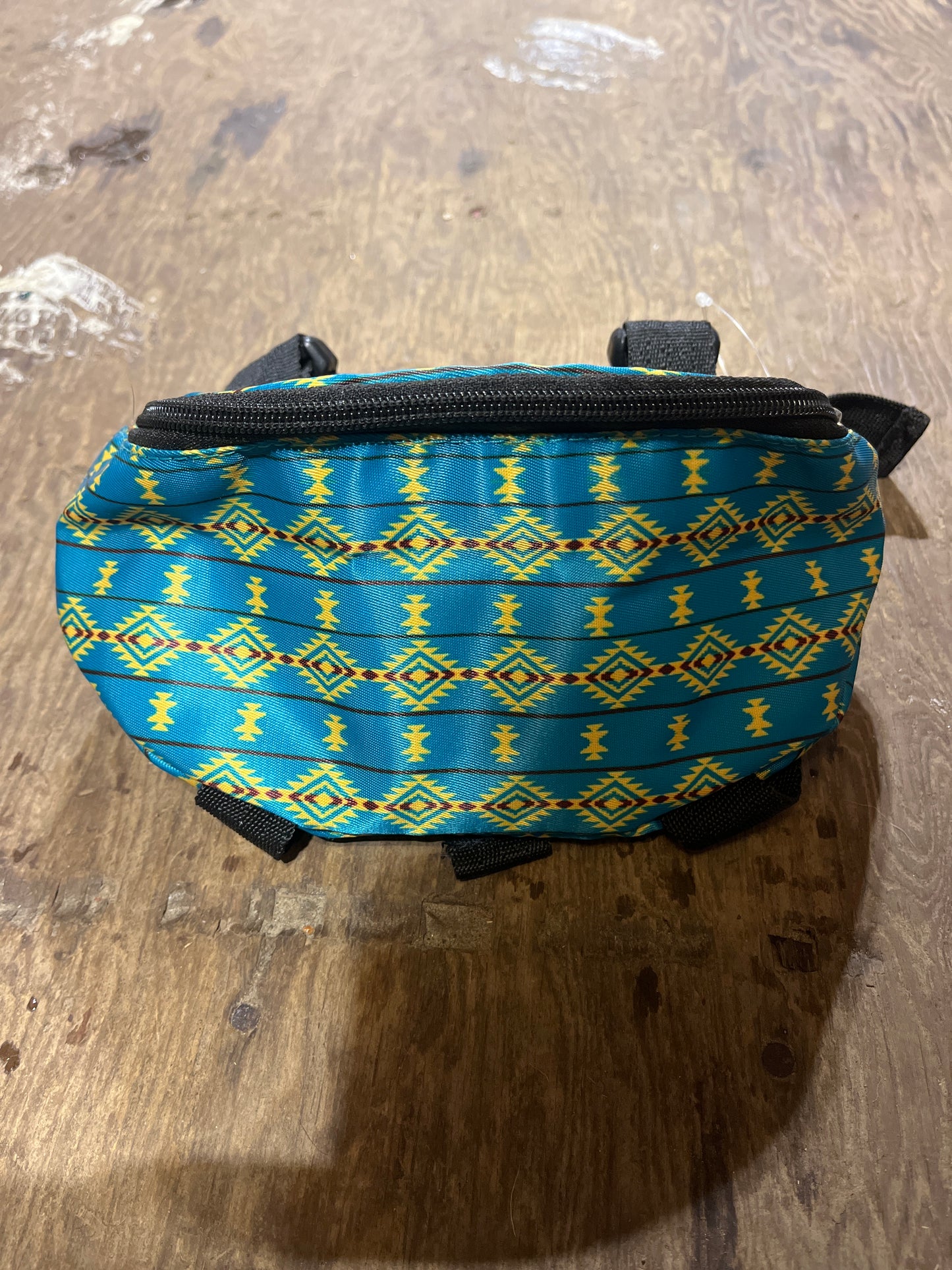 Blue yellow Aztec saddle sac