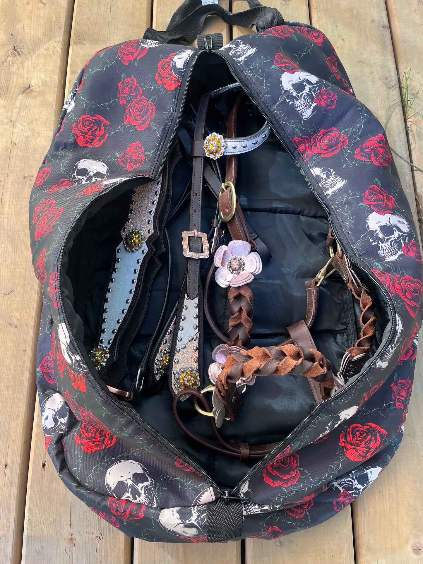 Court of thorns XL insulated bridle bag