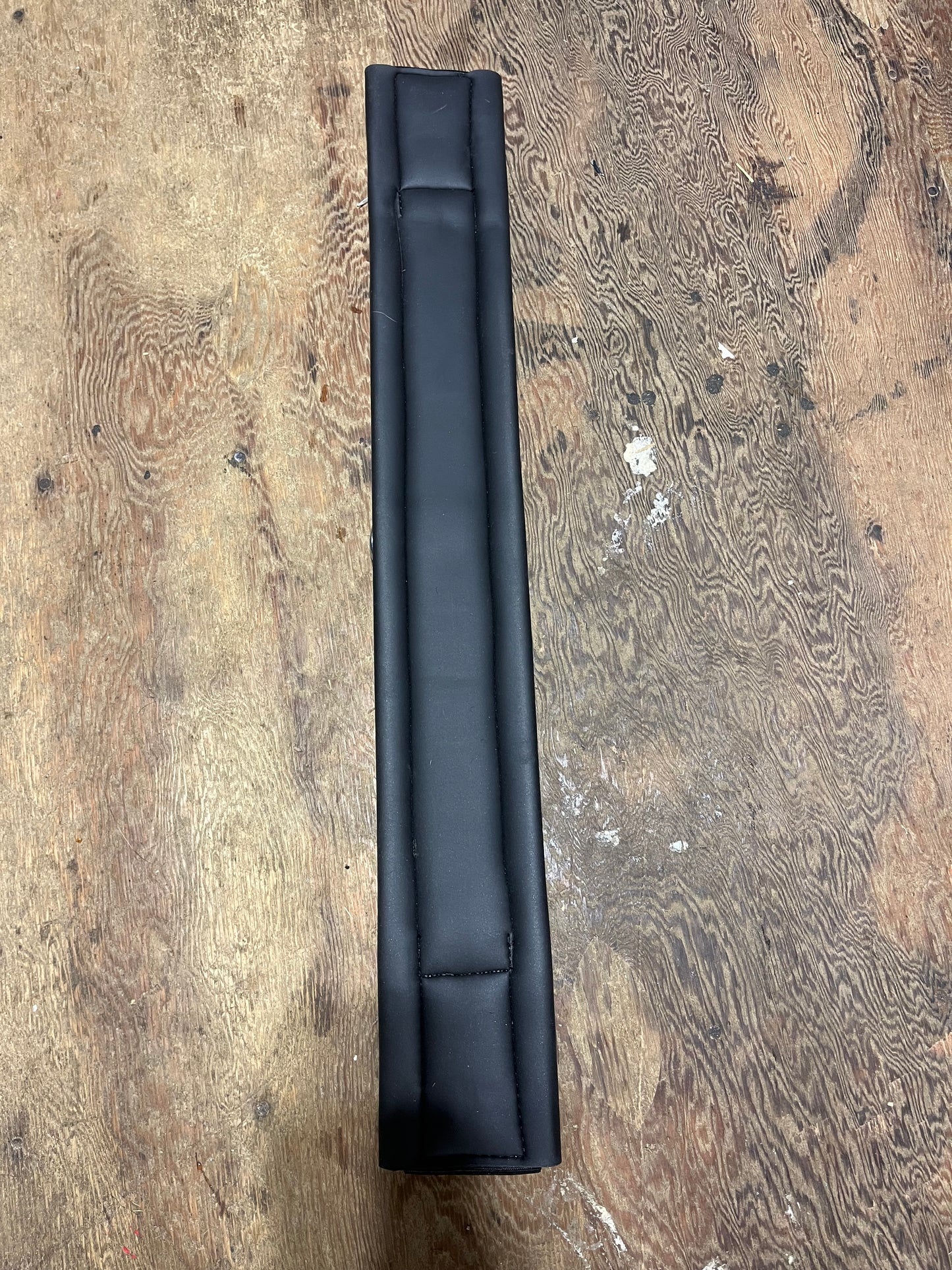 Western leather tooled neoprene back cinch