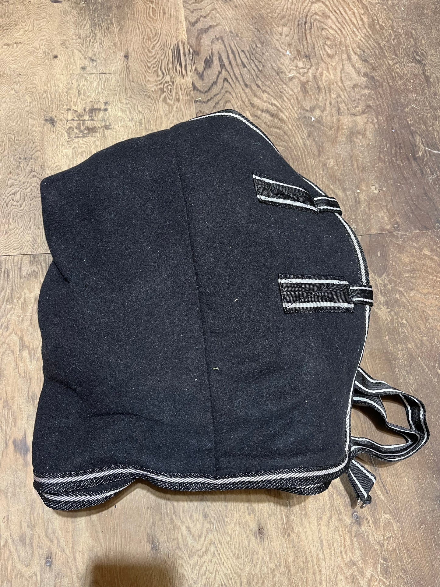 78” black fitted cooler new