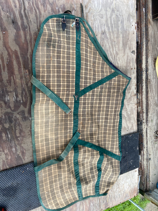 72 heavy stable piece of belly band has popped up but fully intact just cosmetic