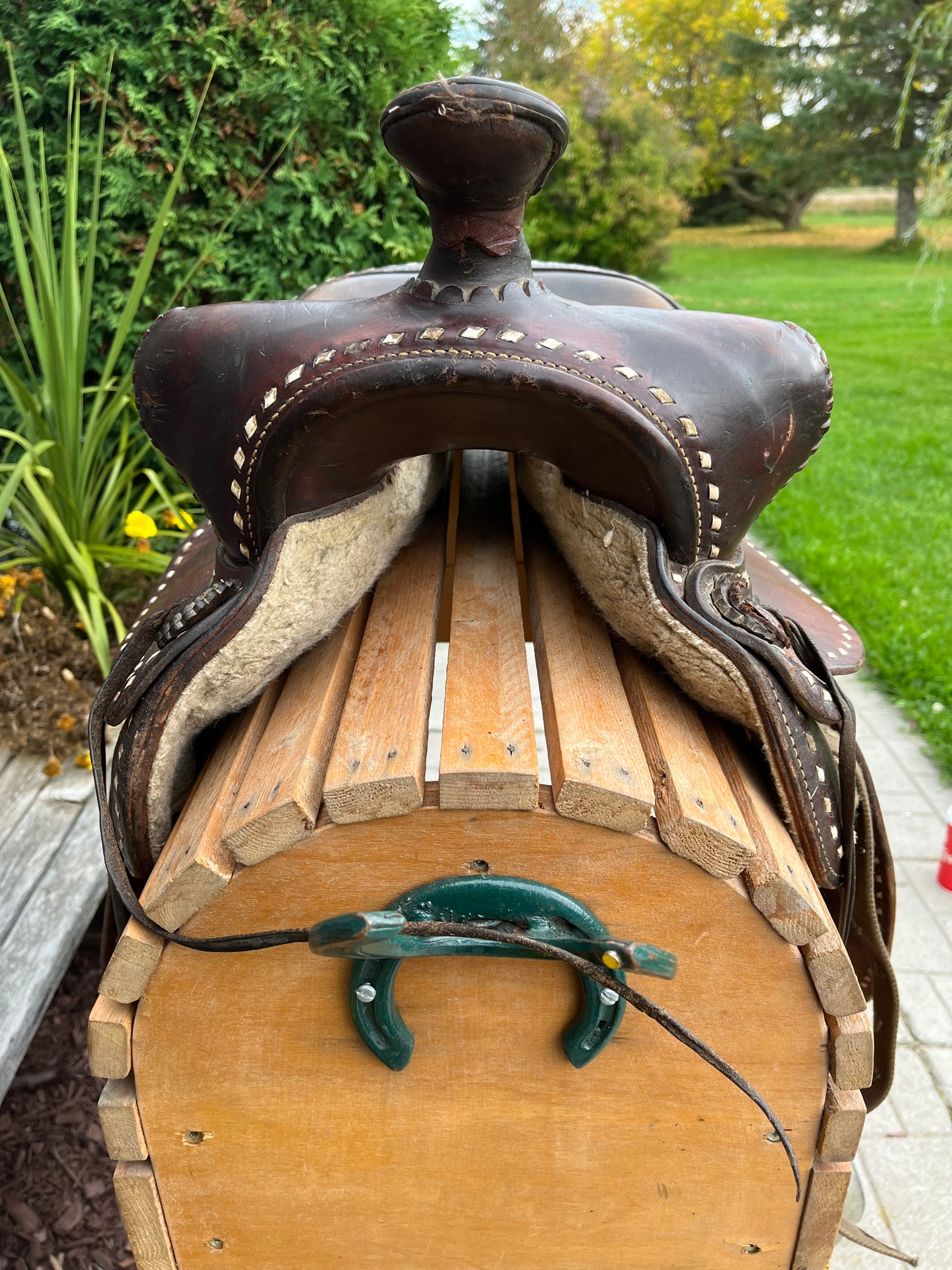15” leather trail saddle