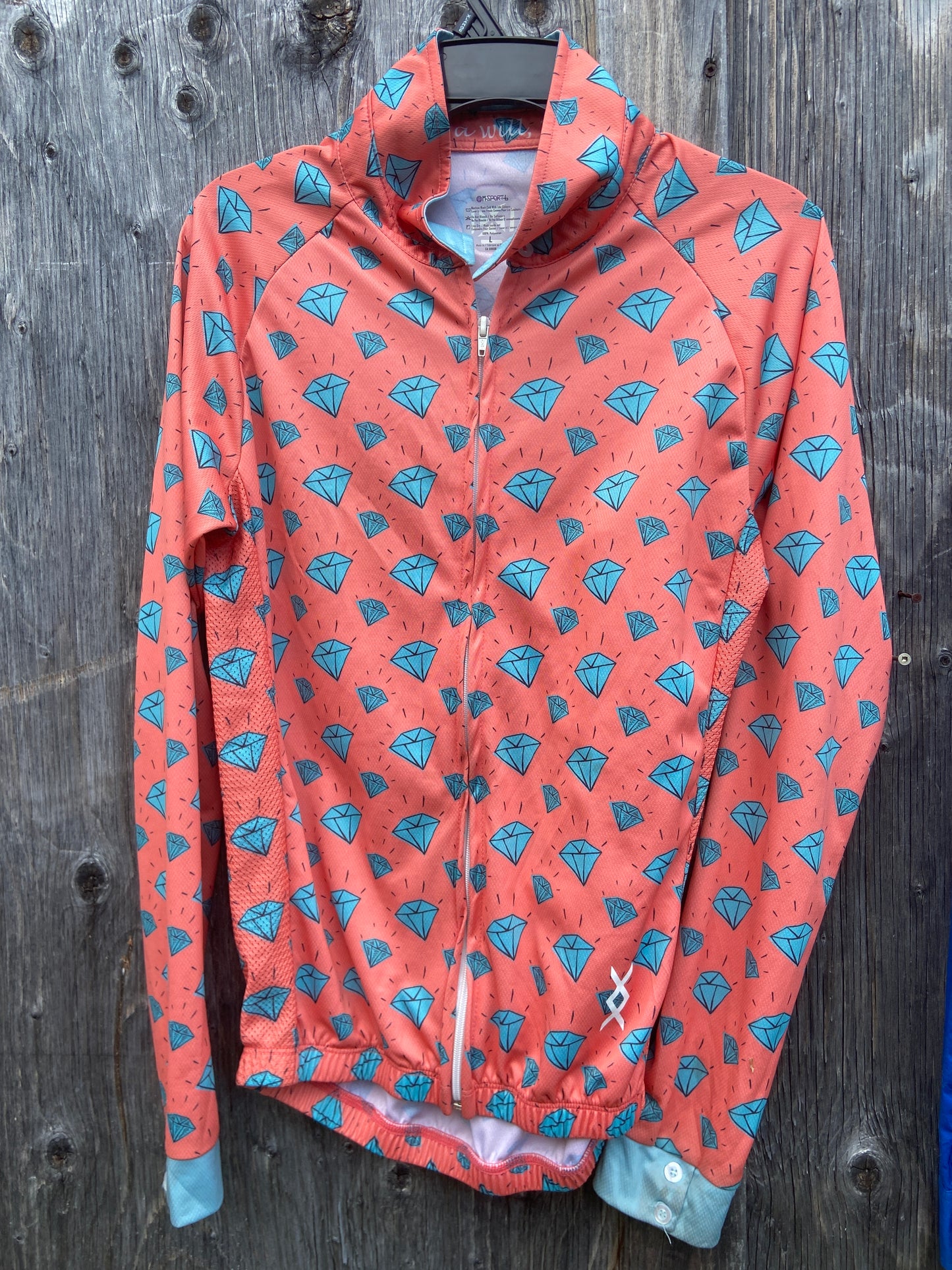 Large m6 zip up