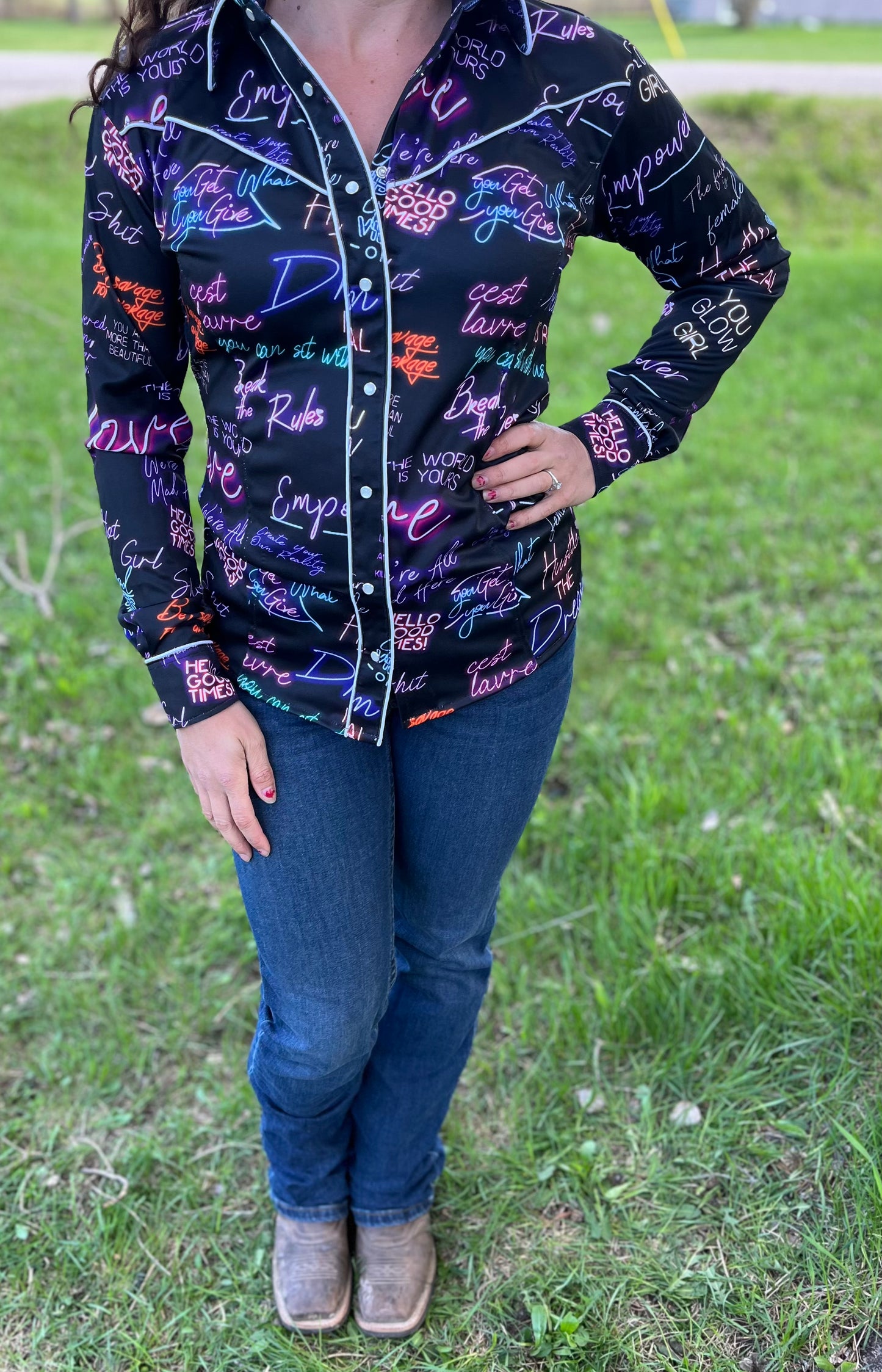Neon Vibes 😎