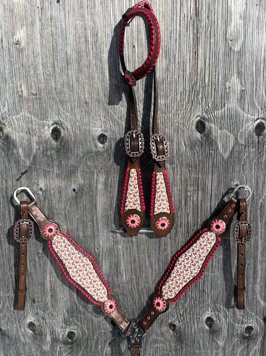 Unique butterfly and pink tack set