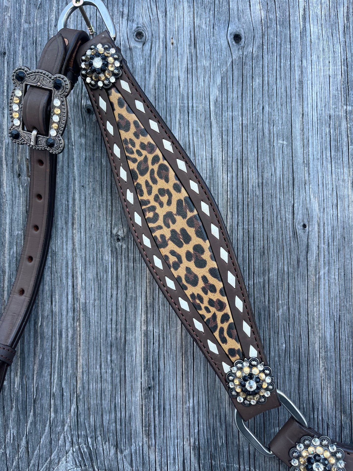 Cheetah white buck stitch horse gladiator tack set