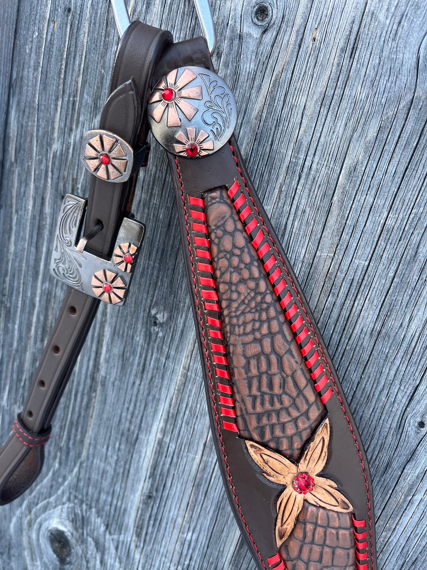 Red whipstitch one ear tack set