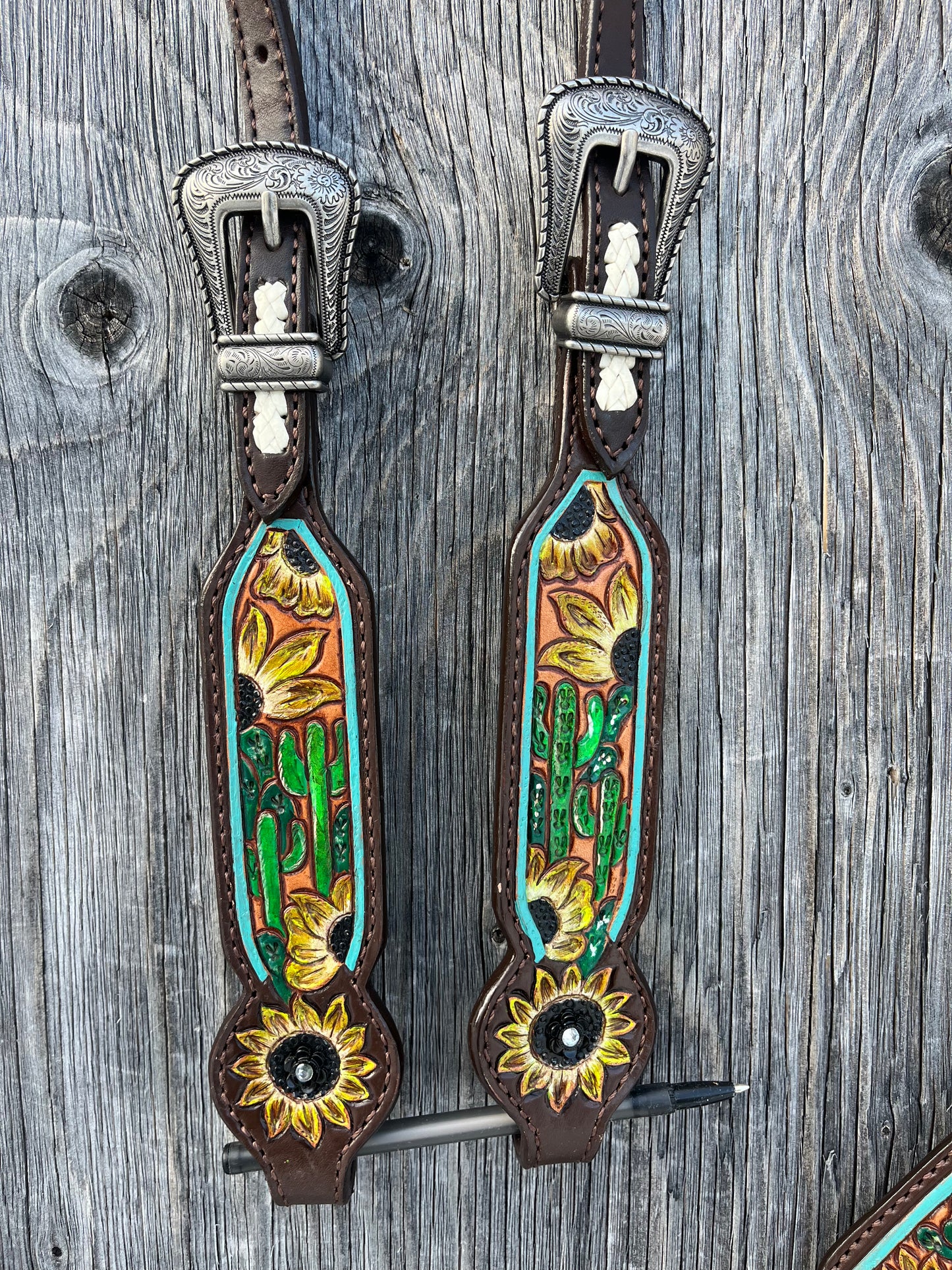 Sunflower cactus one ear tack set