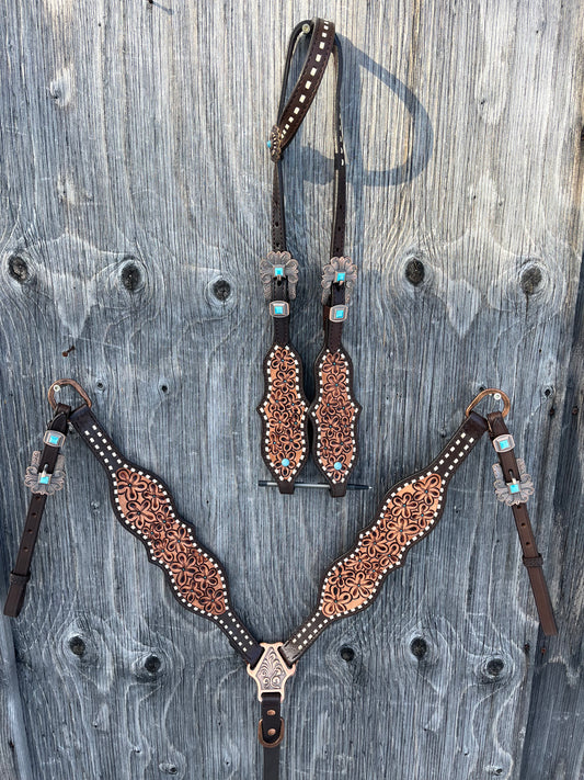 Flower tooled white buck stitch one ear tack set