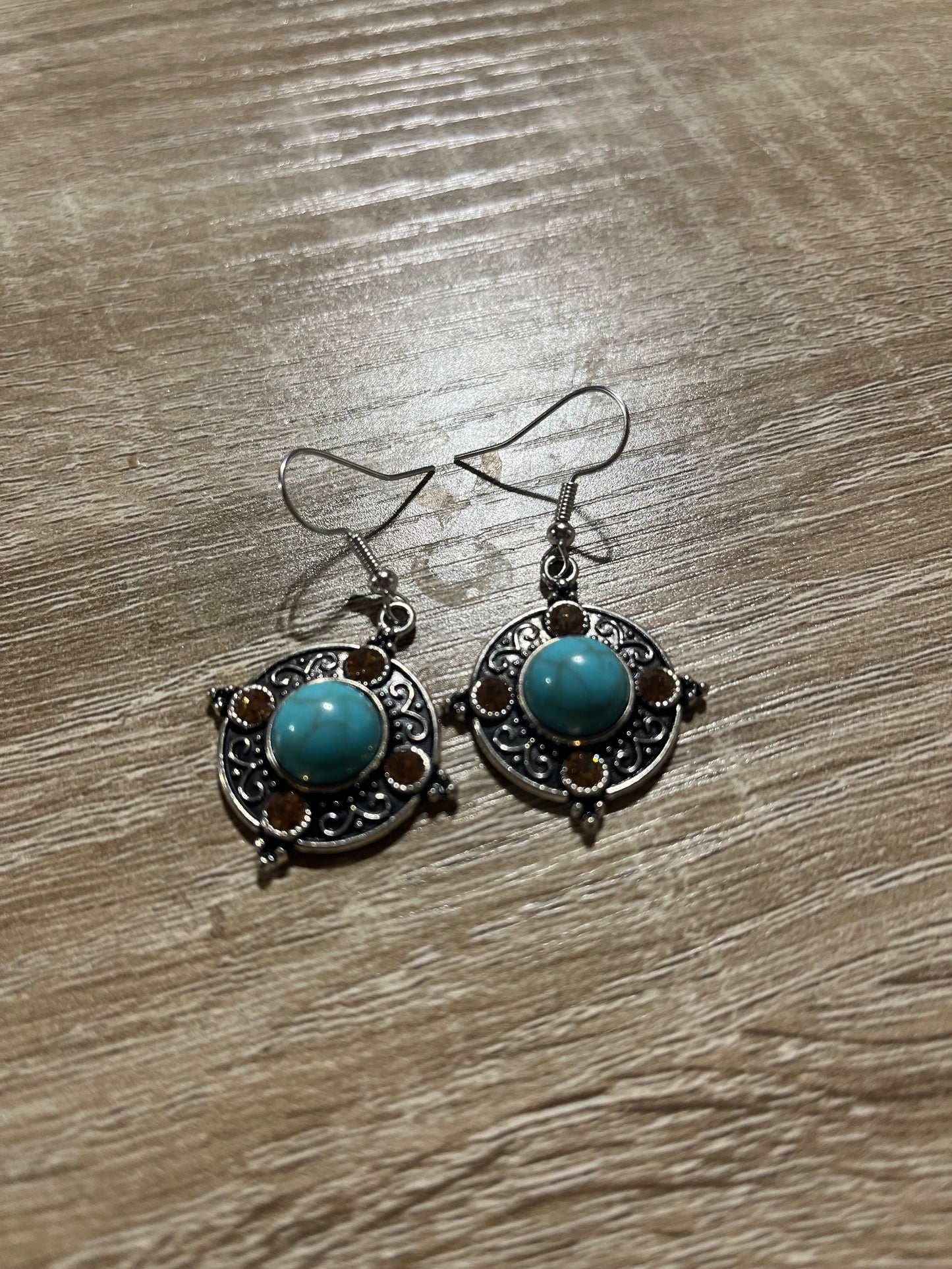 Round turquoise stone earrings