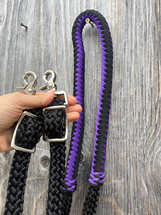 Rolled chunky centre with flat braid and snaps purple and black reins