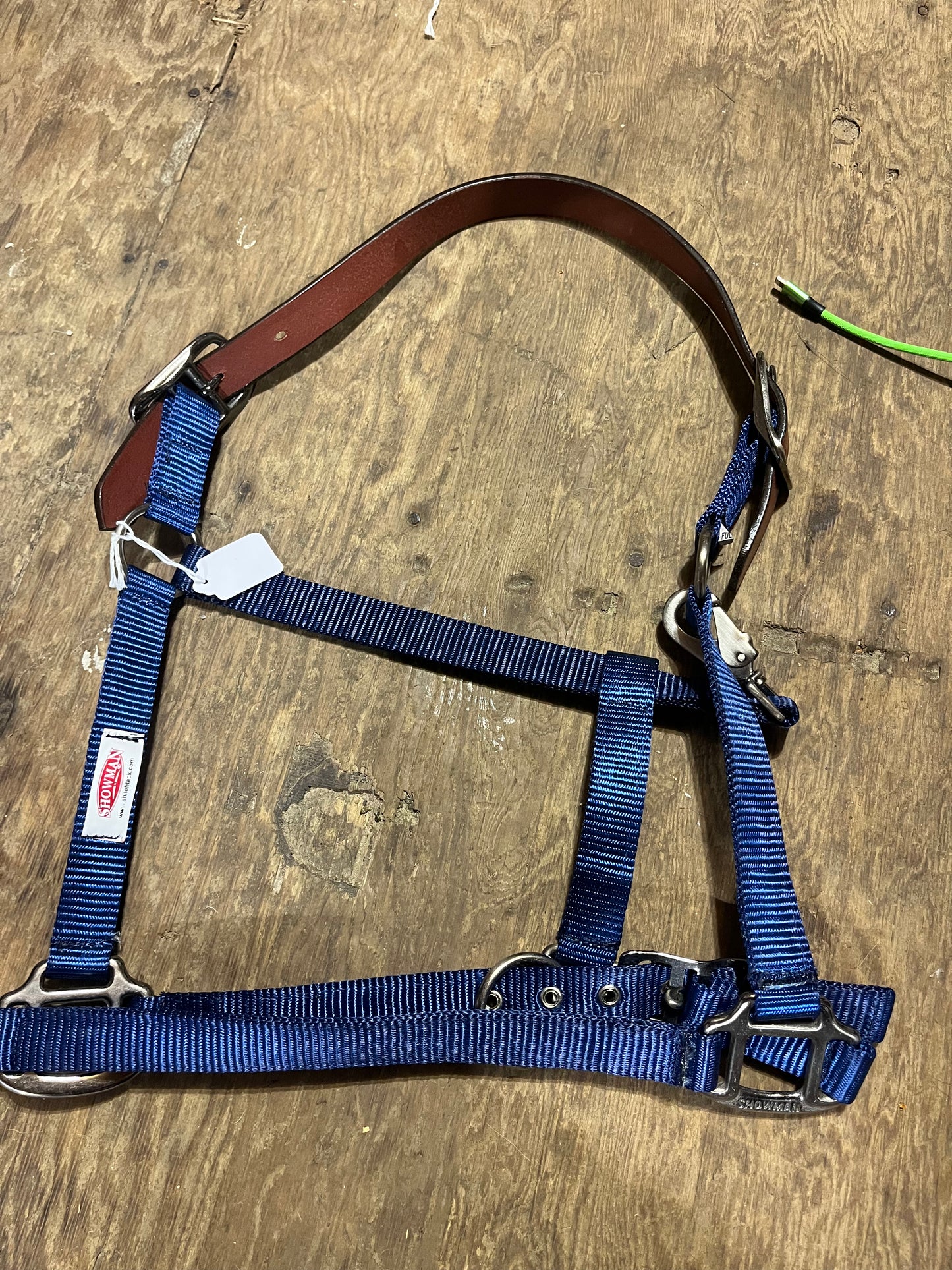 Breakaway halters