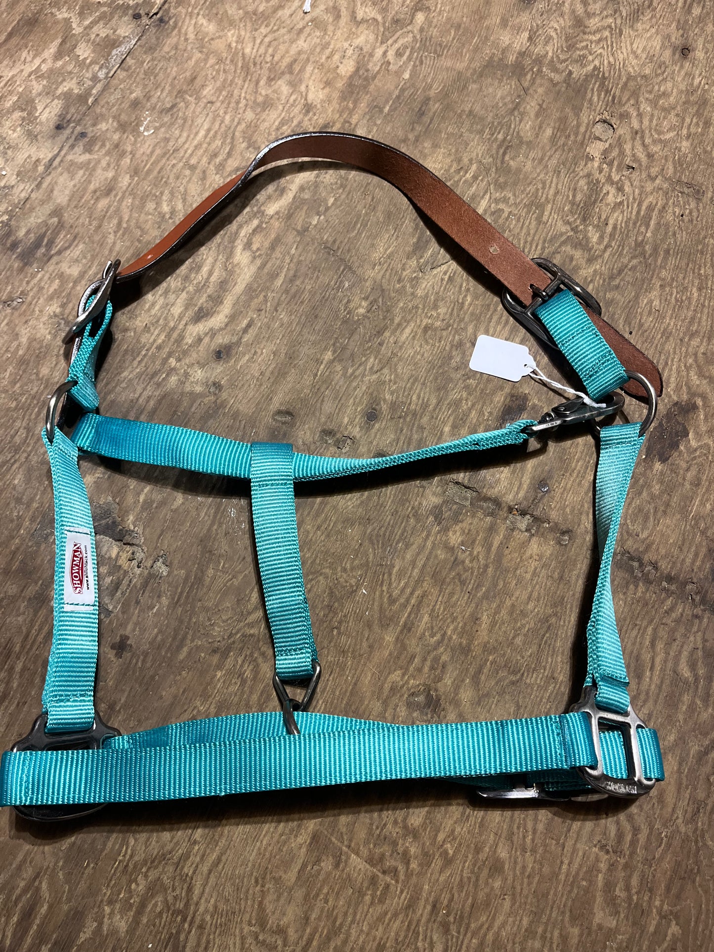 Breakaway halters