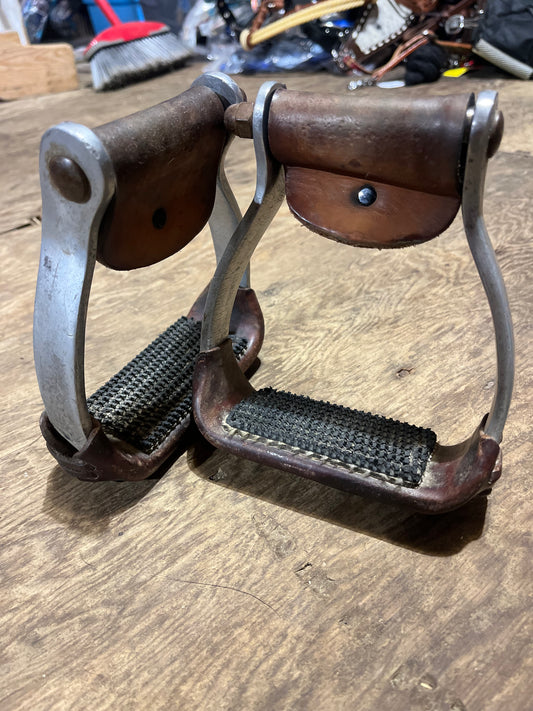 Aluminum stirrups