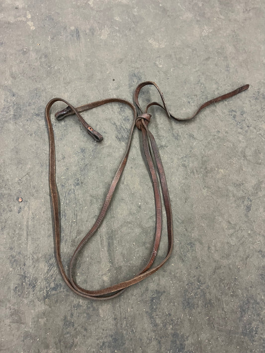 Circle y split reins well used