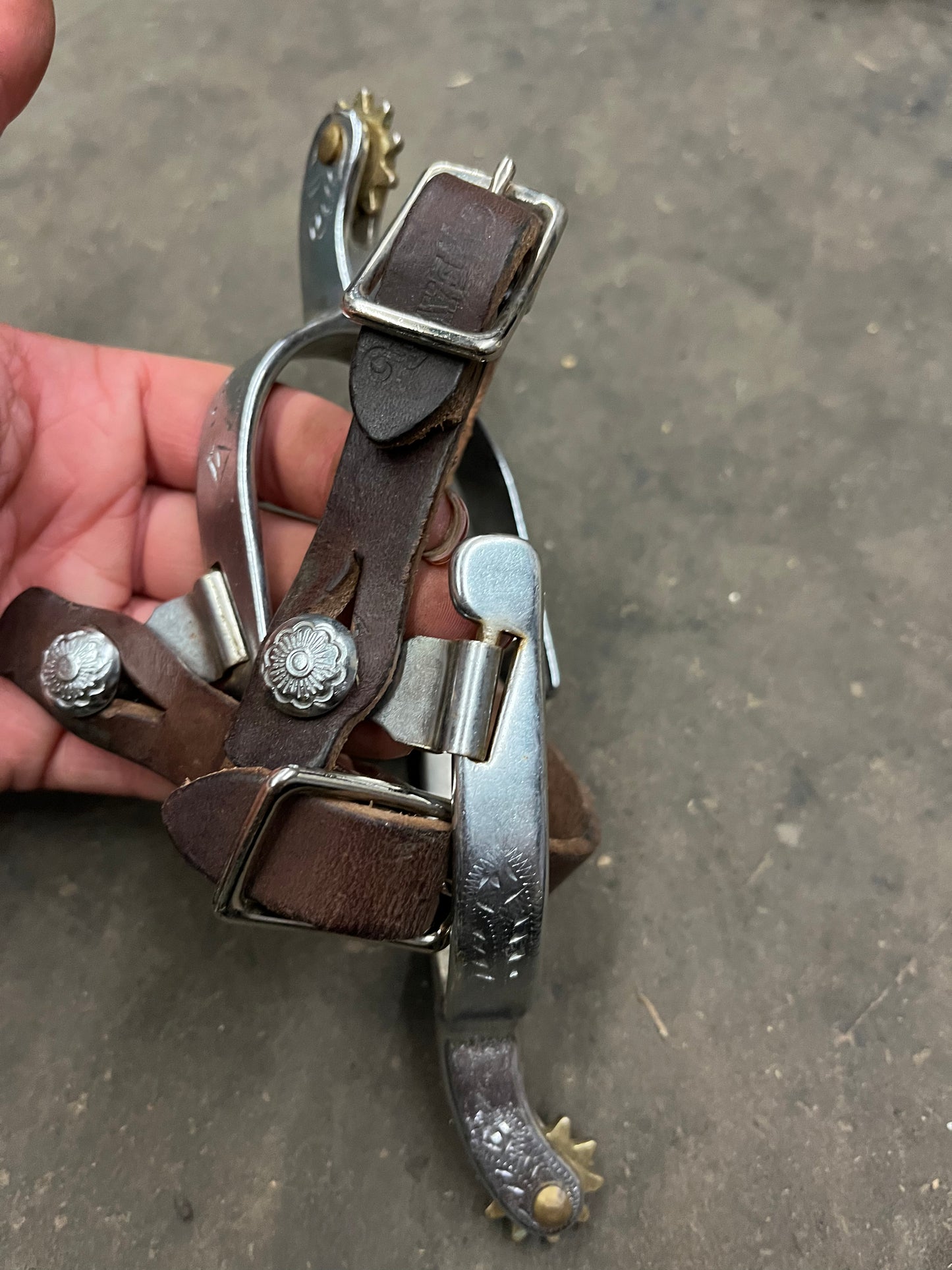 Small/ youth gently used spurs and straps