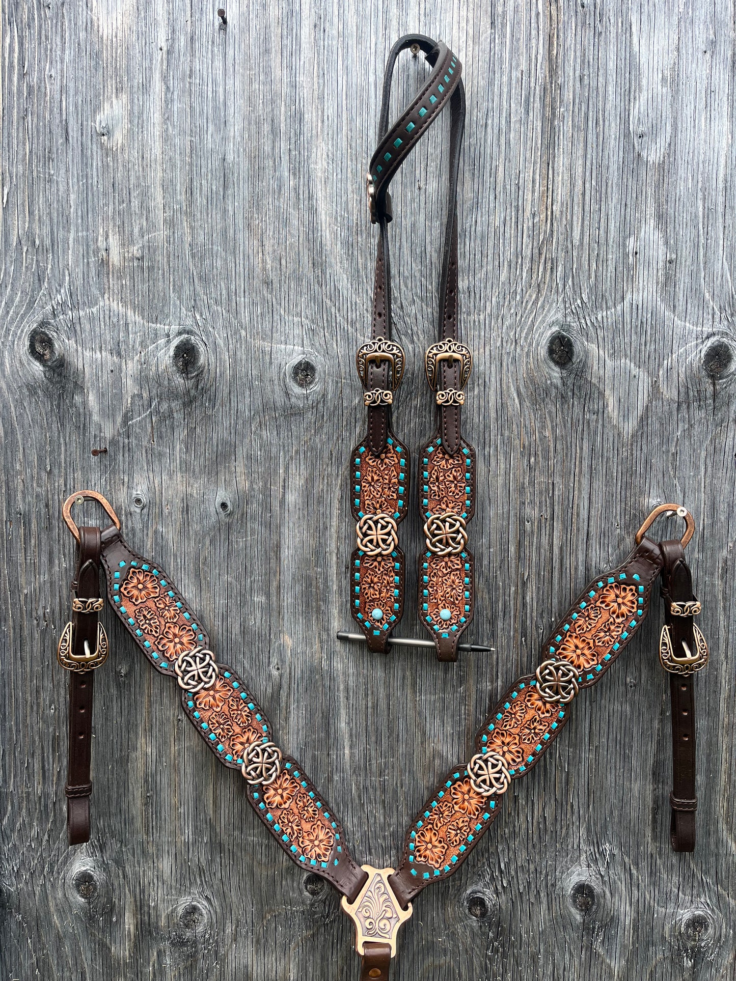Teal buckstitch copper knot tack set