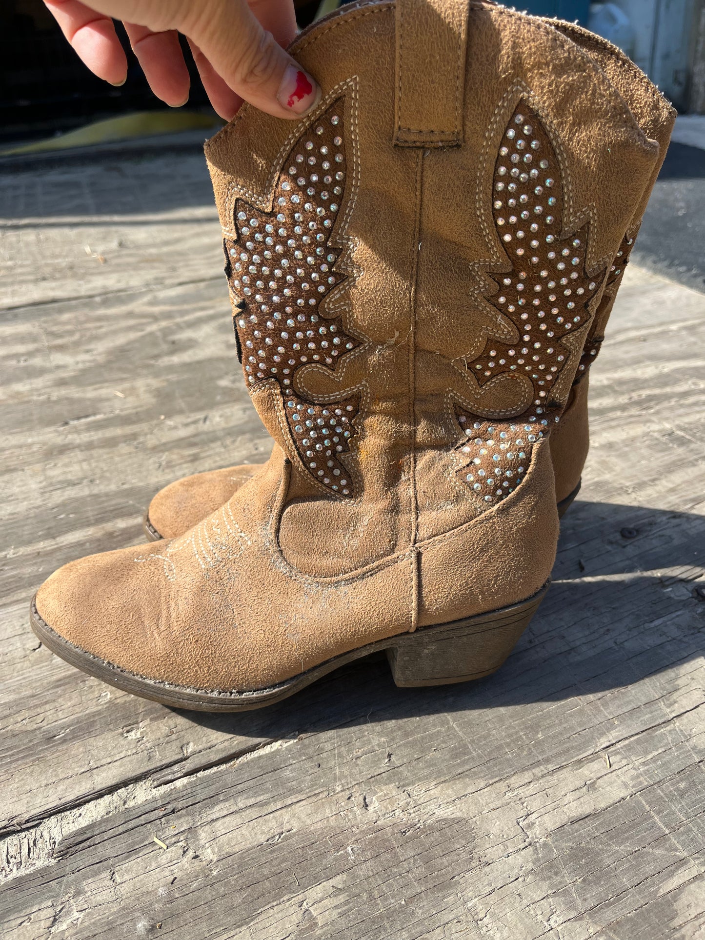 Girls size 4 boots with zipper