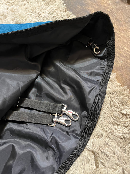 Medium rainsheet neck
