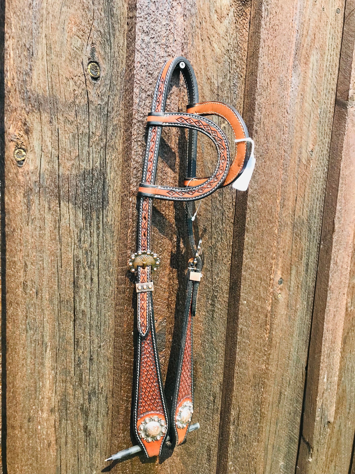 Double ear tooled headstall