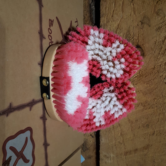 Showman brush