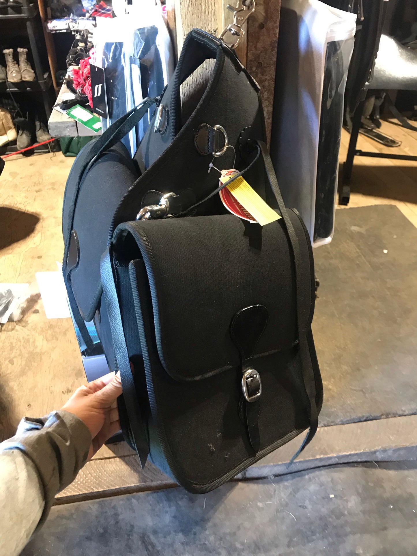 Deluxe trail saddle bags