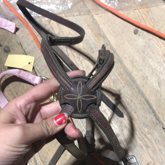 Full size fancy stitched figure 8