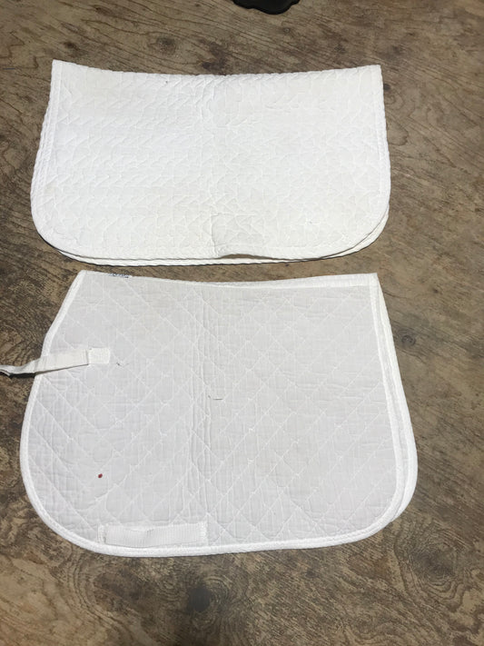 2 white English pads